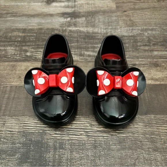 🆕 Mini Melissa + Minnie Black Glossy Shoes size 5 (walker and toddlers) - Picture 3 of 6